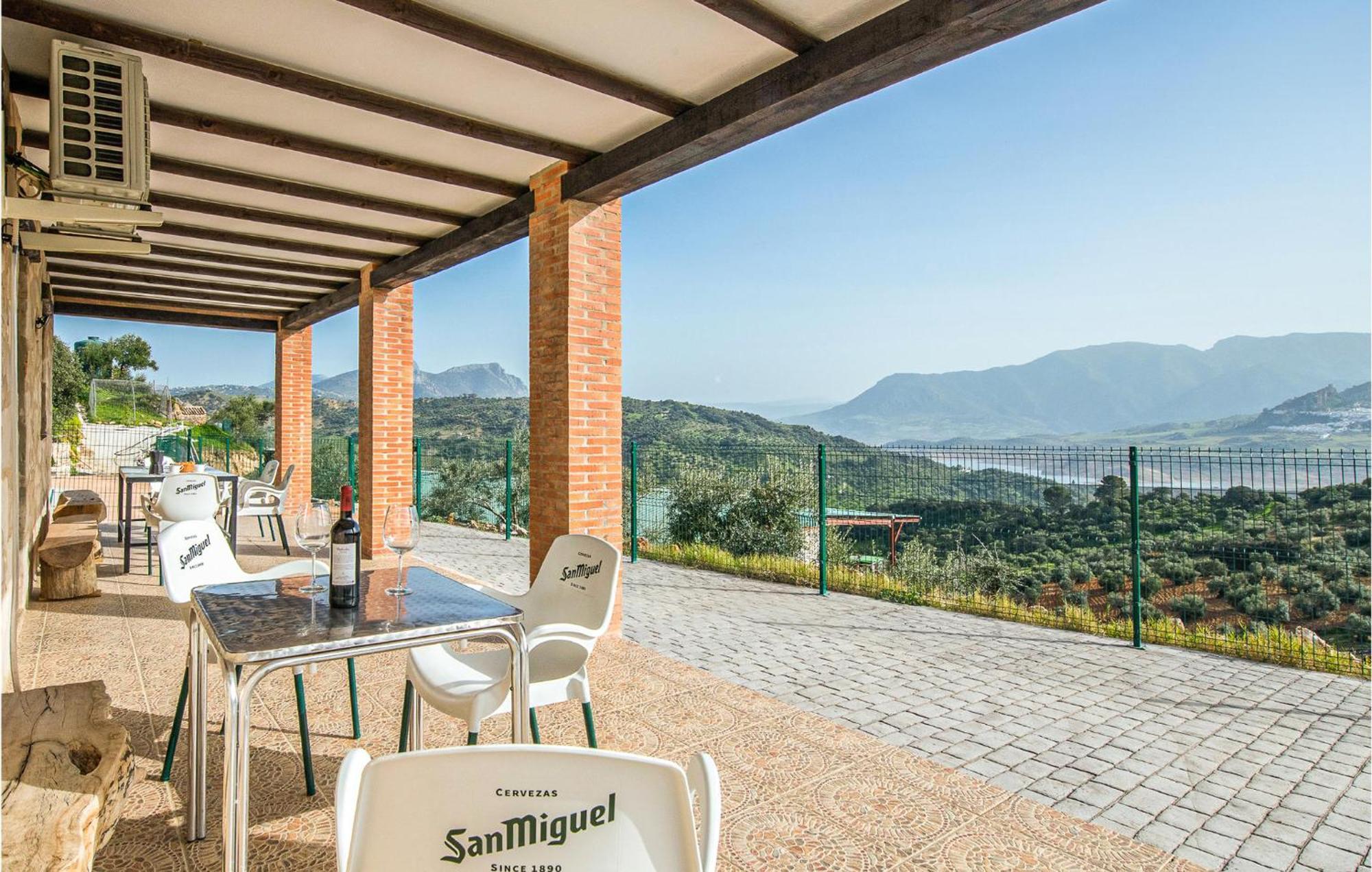 Gorgeous Home In Algodonales With Kitchen Dış mekan fotoğraf