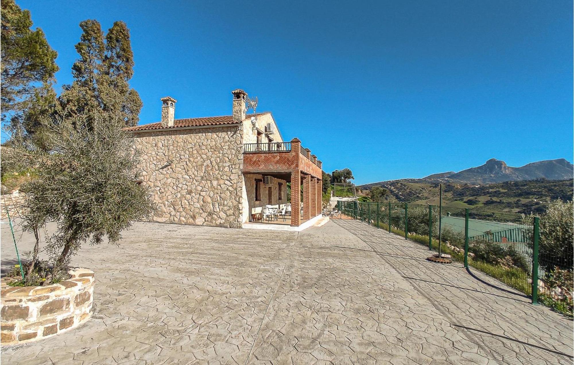 Gorgeous Home In Algodonales With Kitchen Dış mekan fotoğraf