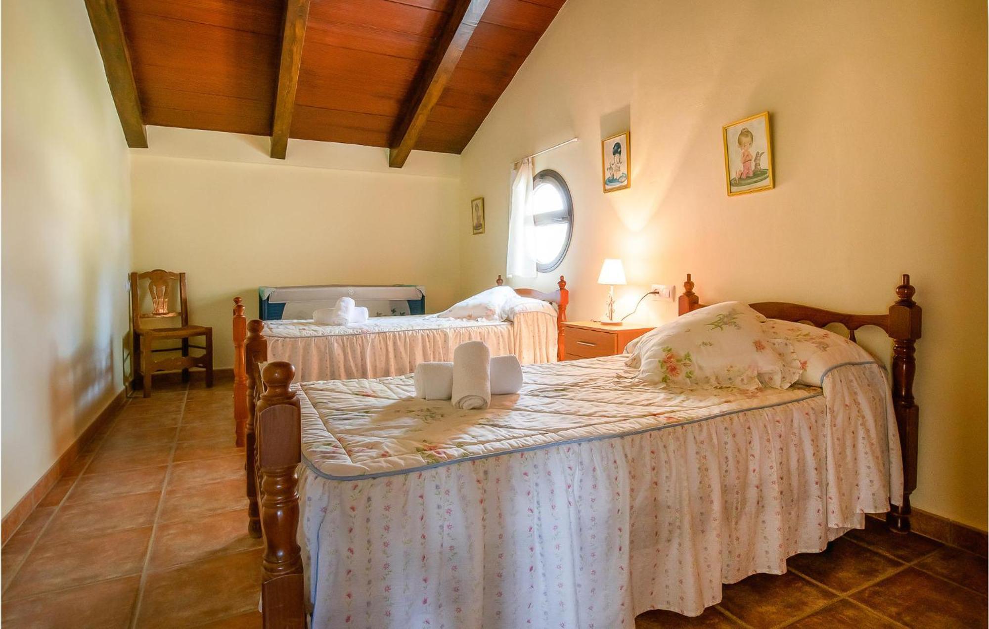 Gorgeous Home In Algodonales With Kitchen Dış mekan fotoğraf